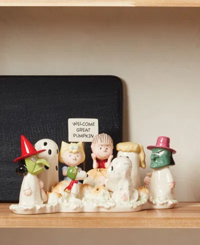 Lenox Welcome Great Pumpkin Figurine In No Color