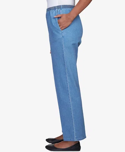 Alfred Dunner Petite Elastic Waist Average Length Denim Pants In Meddenm