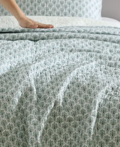 Tommy Bahama Home Coastal Batik Reversible 2-pc. Quilt Set, Twin In Spring Green