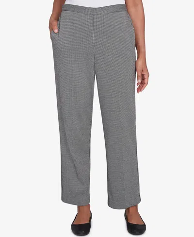 Alfred Dunner Petite Runway Ready Chic Pull On Houndstooth Short Length Pant In Black,white Metallic