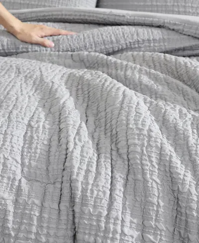 Kenneth Cole New York Serenity Wavy Lines Embossed 3-pc. Comforter Set, Full/queen In Pewter