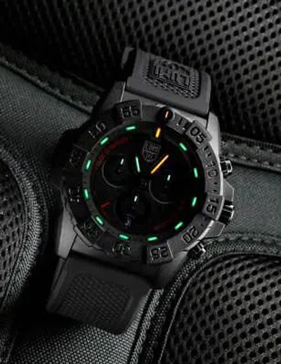 Pre-owned Luminox Xs.3581.sis Navy Seal