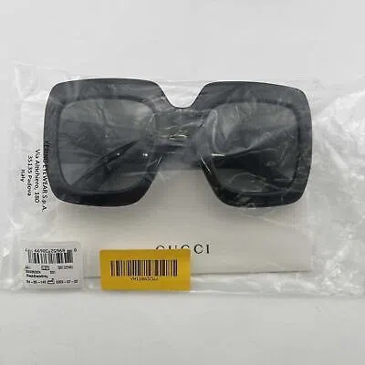Pre-owned Gucci Women Oversized Square Sunglasses Black & Gold Gg0053sn-001 Gray 54mm Lens