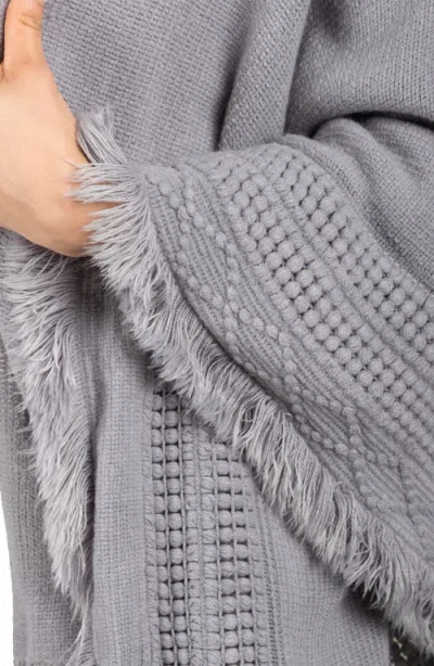 Saachi Kimono In Grey