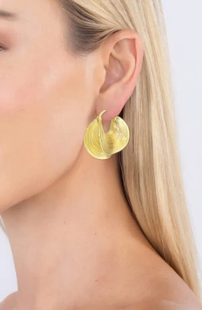 Eye Candy Los Angeles Annie Drop Earrings In Gold