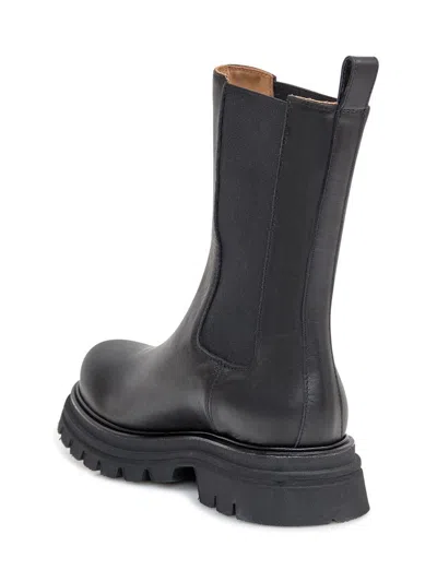 Ennequadro Leather Chelsea Boots In Black