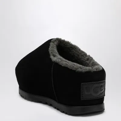 Ugg Pumped Suede Slippers In Black