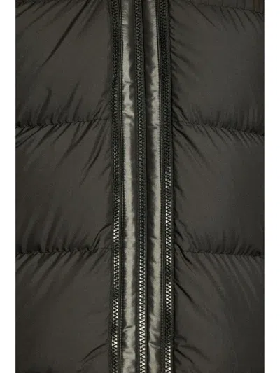 Moncler Zip-up Hooded Puffer Jacket In Black