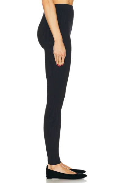 Moncler Brand-embossed Slim-fit High-rise Stretch-woven Leggings In Black