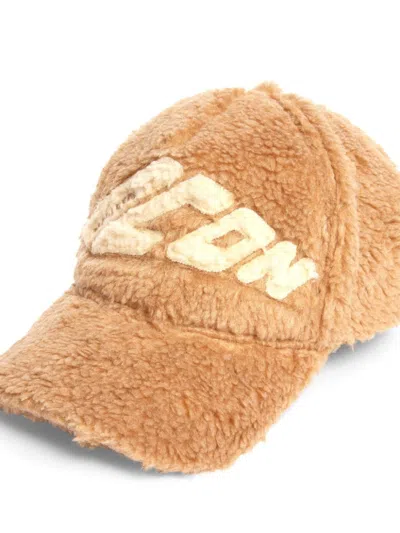 Dsquared2 Icon-appliqué Faux-shearling Cap In 中性色