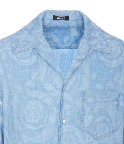 Versace Camp-collar Cotton-chambray Jacquard Shirt In Blue
