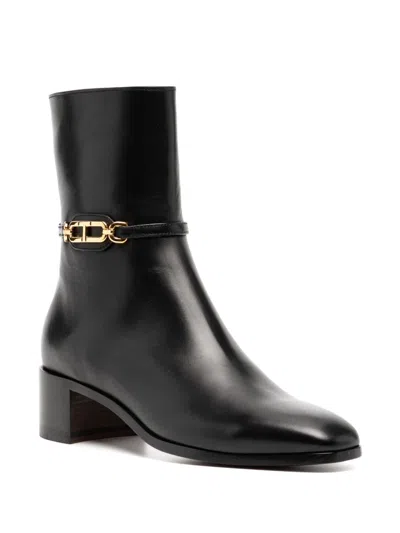 Tom Ford Whitney Leather Ankle Boots In Black