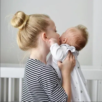 Ely's & Co. Baby Wearable Blanket In Grey Stars
