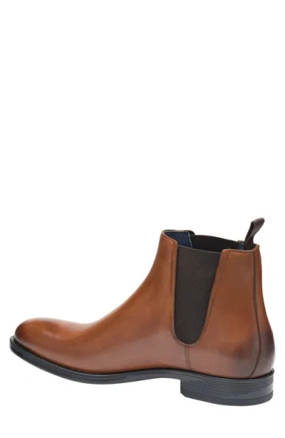 Johnston & Murphy Flynch Chelsea Boot In Tan Italian Calfskin
