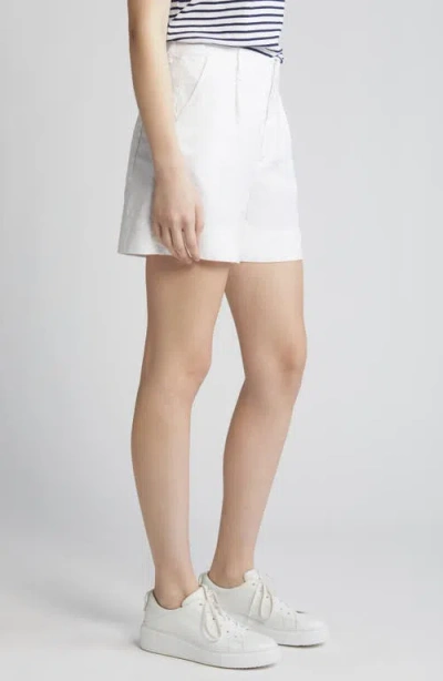 Frank & Eileen Waterford Walking Shorts In White
