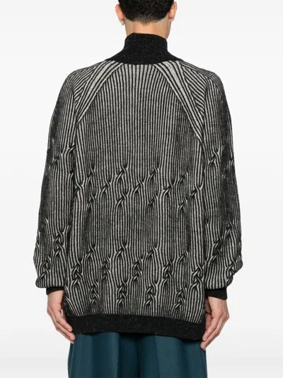 Jan-jan Van Essche Cable-knit Turtleneck Sweater In 灰色