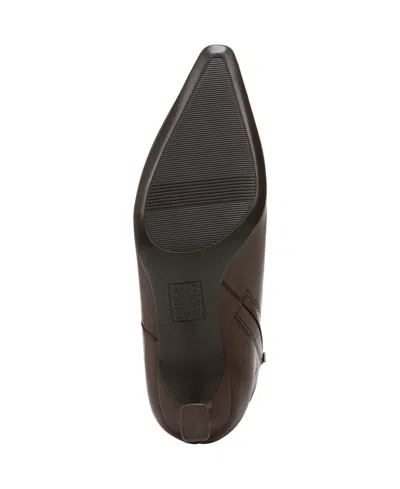 Naturalizer Deesha Kitten Heel Bootie In Chocolate Bar Leather