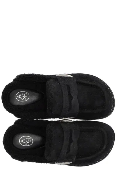 Ash Genda Black Clog In Black