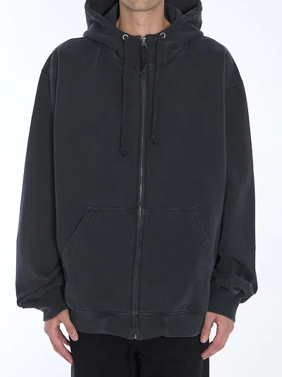 Shop Maison Margiela Embroidered Logo Hoodie In Washed Black