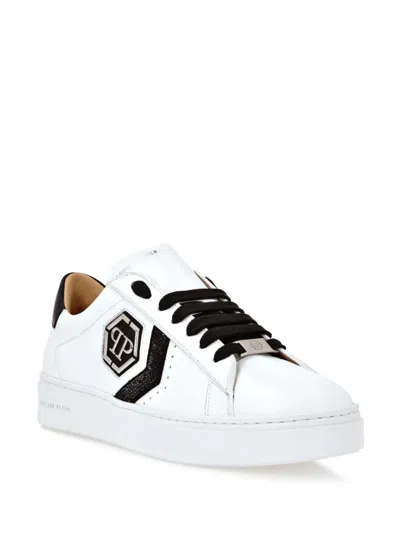 Philipp Plein Lo-top Leather Arrow Force Studs Sneakers In Nero
