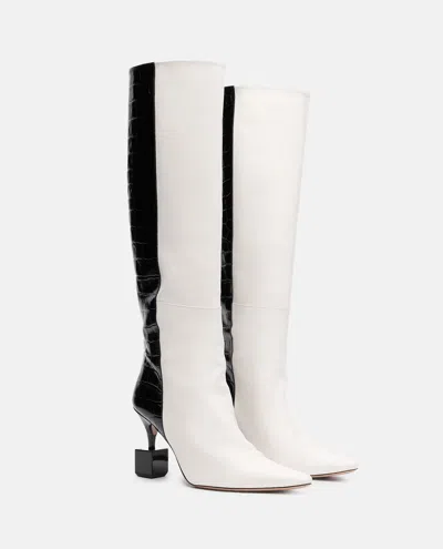 Shop Jacquemus Les Bottes Bisou Leather Boots In White/black