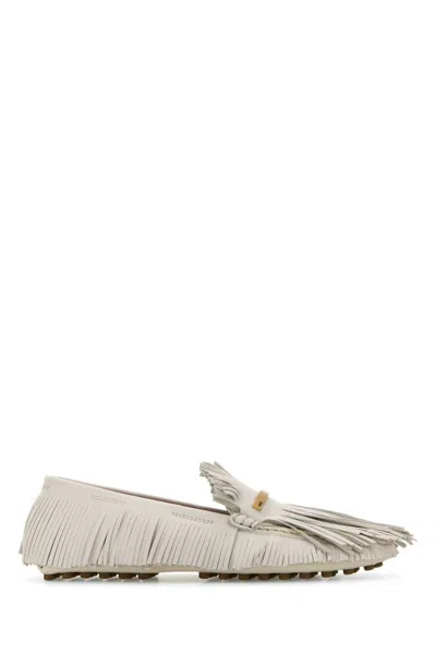 Tod's Logo-plaque Franged Leather Loafers In White