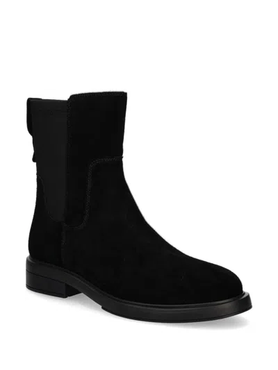 LOGO标牌绒面皮高筒靴