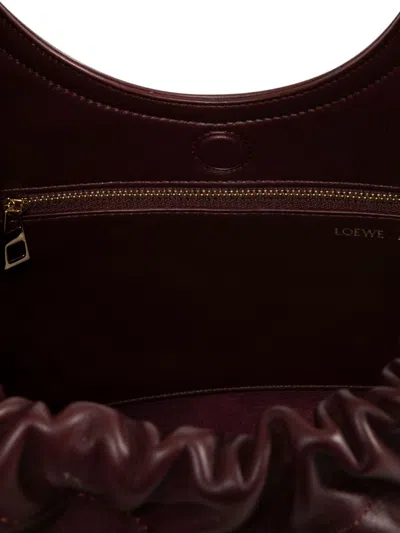 Loewe Squeeze Medium Leather Shoulder Bag In Red