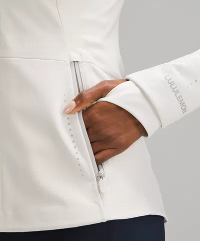 Lululemon Cross Chill Jacket