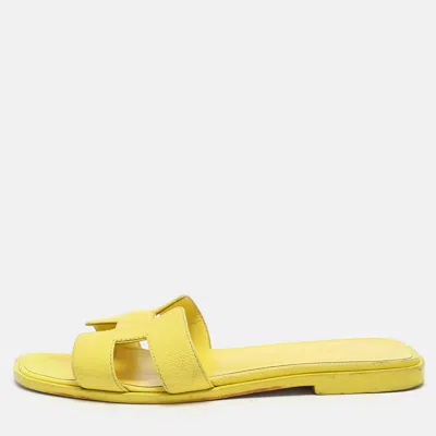 Pre-owned Hermes Yellow Leather Oran Flat Slides Size 36