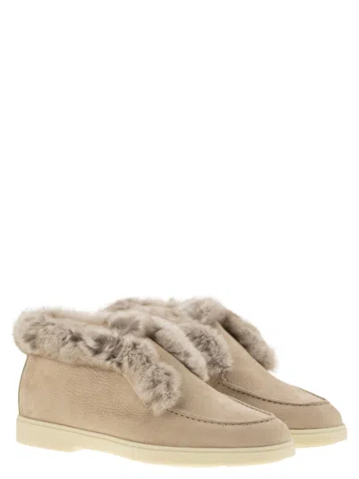 Santoni Desert Boot In Nubuck With Fur