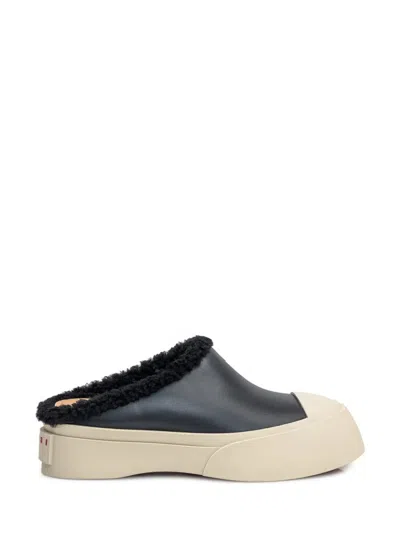 Marni Leather Mules With Rubber Toe And Sole In Black