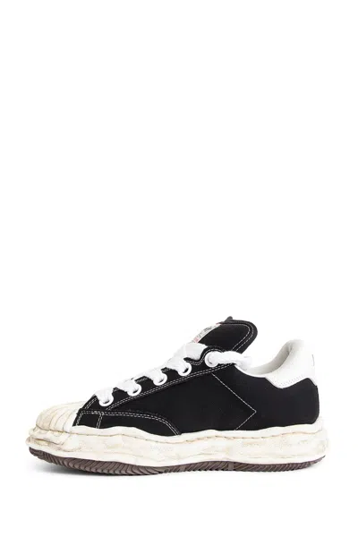 Miharayasuhiro Maison Mihara Yasuhiro Black Canvas Blakey Low Top Sneakers In Black