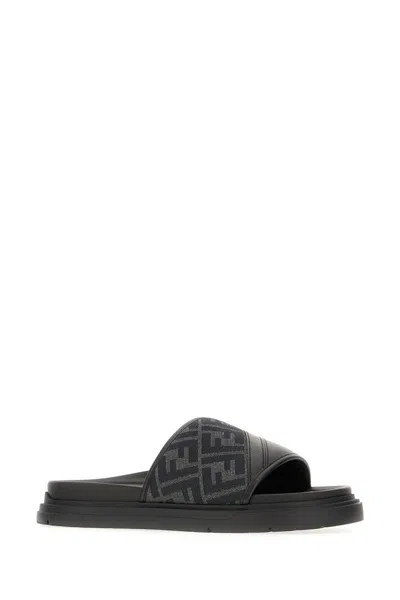 Fendi Men Low Leather Sandals With Ff Jacquard Insert In Black