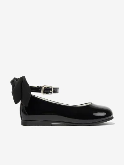 Andanines Girls Patent Leather Bow Shoes In Black