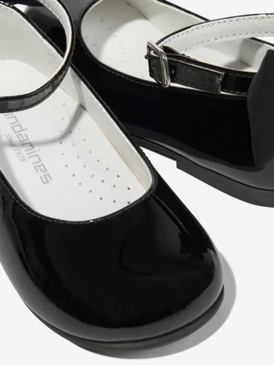 Andanines Girls Patent Leather Bow Shoes In Black