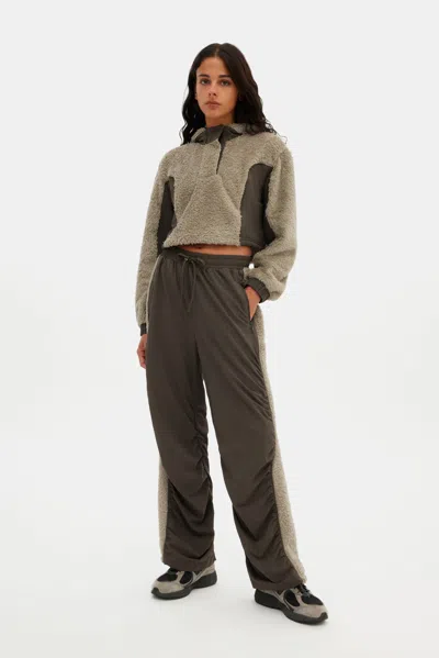 Girlfriend Collective Kalamata Flextrack Ruched Pant