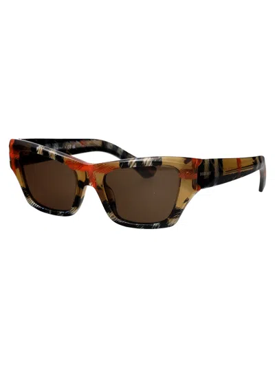 Burberry Check Pattern Sunglasses