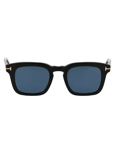 Tom Ford Squared Sunglasses Ft0751 01 V In Black