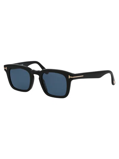 Tom Ford Squared Sunglasses Ft0751 01 V In Black