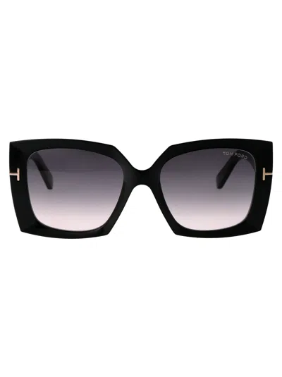 Tom Ford Squared Sunglasses Ft0921 01 B