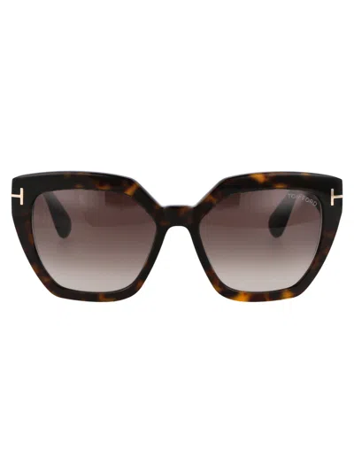 Tom Ford Eyewear Esme Oversized Frame Sunglasses