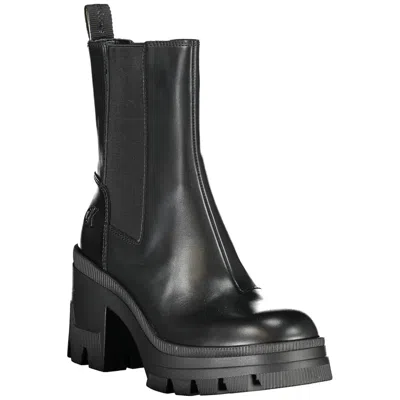 Calvin Klein Elegant Heeled Boot With Chic Print Detail In Black