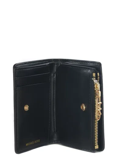 Michael Kors Logo Lettering Zipped Wallet In Black