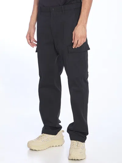 MONCLER CARGO PANTS IN GABARDINE 