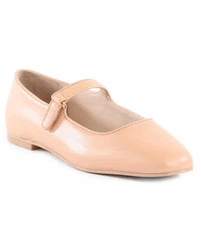 Seychelles Shea Leather Flat In Beige