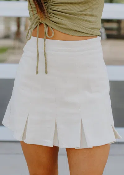 Le Lis Best In Class Corduroy Tennis Skirt In Cream In White