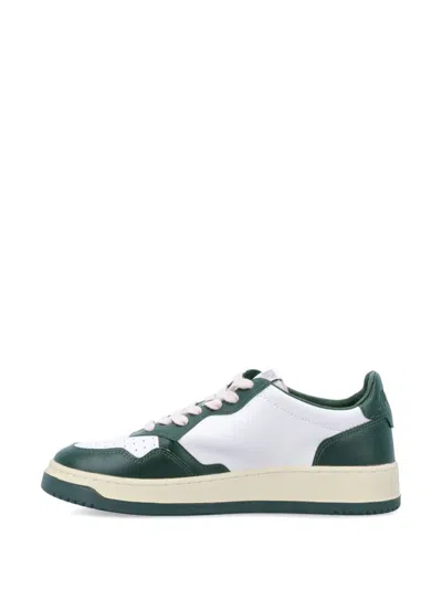 Autry Medalist Low Two Tone Sneakers In White And Mountain Green Leather In Green