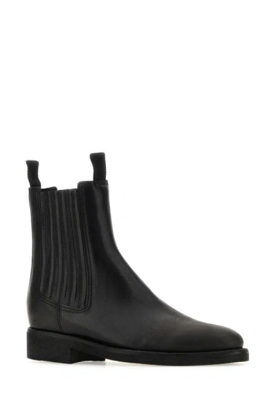 Golden Goose Streamlined Leather Chelsea Ankle Boots In Black