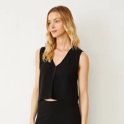Monrow Boucle Knit Vest Black In Black